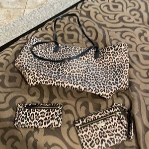 Kate Spade purse/tote w wallet and clutch